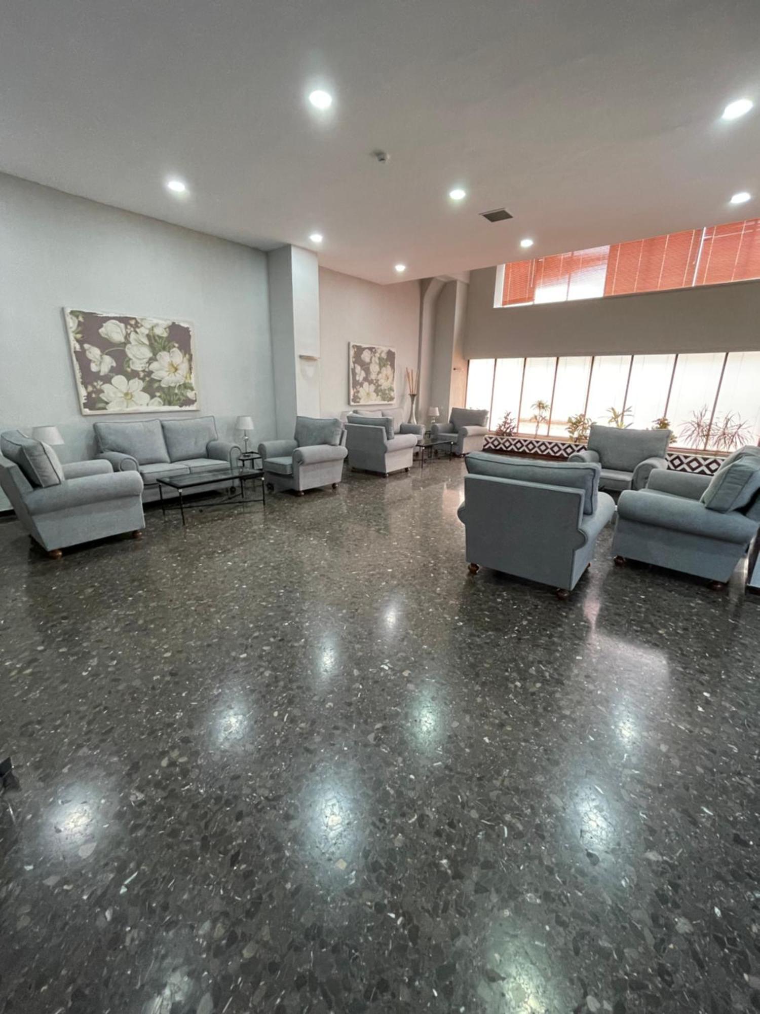 Resitur Luxury Suit 2 Siviglia Esterno foto