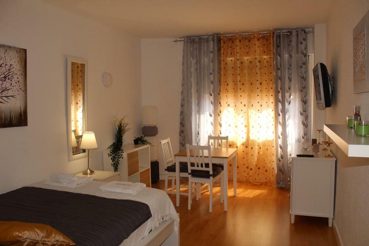 Resitur Luxury Suit 2 Siviglia Esterno foto